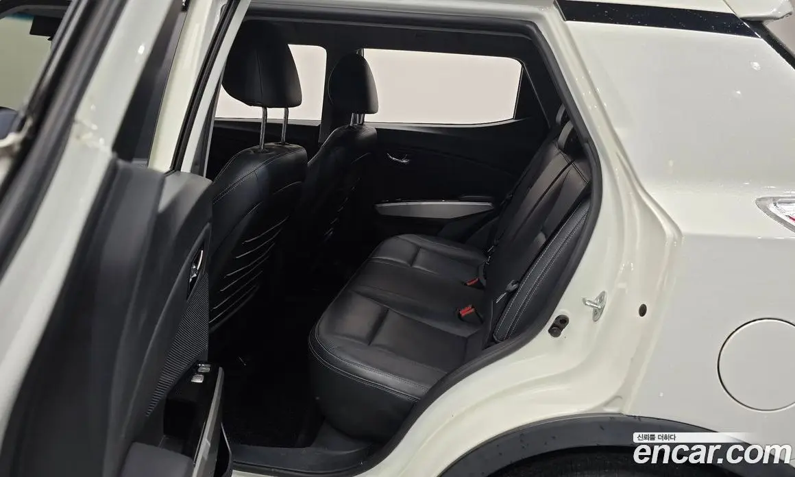 SsangYong TIBOLI 2016 1.6 автомат (гидро), фото 12 SsangYong TIBOLI 2016 1.6 автомат (гидро), фото 12