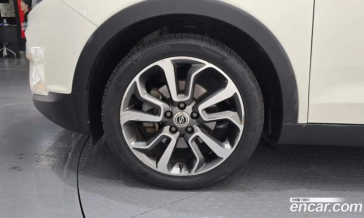 SsangYong TIBOLI 2016 1.6 автомат (гидро), фото 5 SsangYong TIBOLI 2016 1.6 автомат (гидро), фото 5