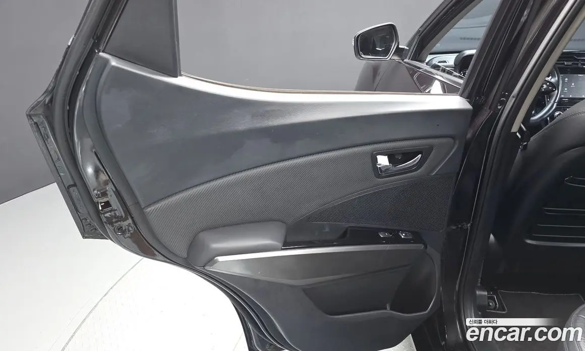 SsangYong TIBOLI 2019 1.5 автомат (гидро), фото 15 SsangYong TIBOLI 2019 1.5 автомат (гидро), фото 15