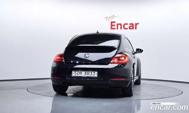 Volkswagen Beatle 2015 2.0 автомат (гидро), миниатюра 4 Volkswagen Beatle 2015 2.0 автомат (гидро), миниатюра 4