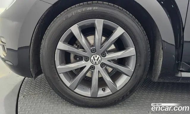 Volkswagen Beatle 2015 2.0 автомат (гидро), миниатюра 5 Volkswagen Beatle 2015 2.0 автомат (гидро), миниатюра 5