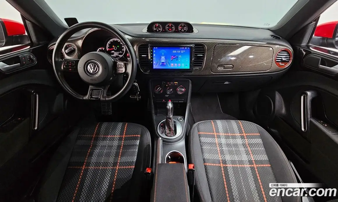 Volkswagen Beatle 2015 2.0 автомат (гидро), фото 7 Volkswagen Beatle 2015 2.0 автомат (гидро), фото 7