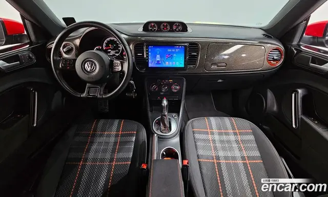 Volkswagen Beatle 2015 2.0 автомат (гидро), миниатюра 7 Volkswagen Beatle 2015 2.0 автомат (гидро), миниатюра 7