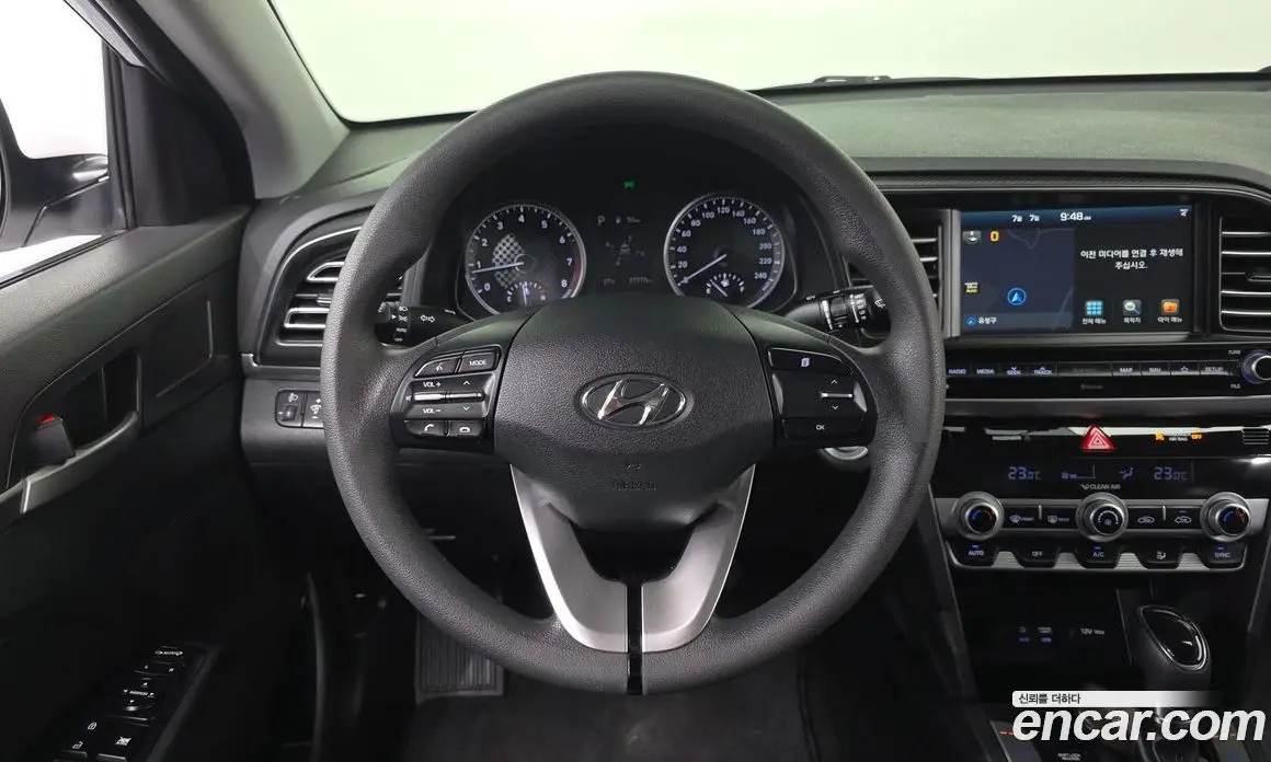 Hyundai Avante 2019 1.6 автомат (гидро), фото 20