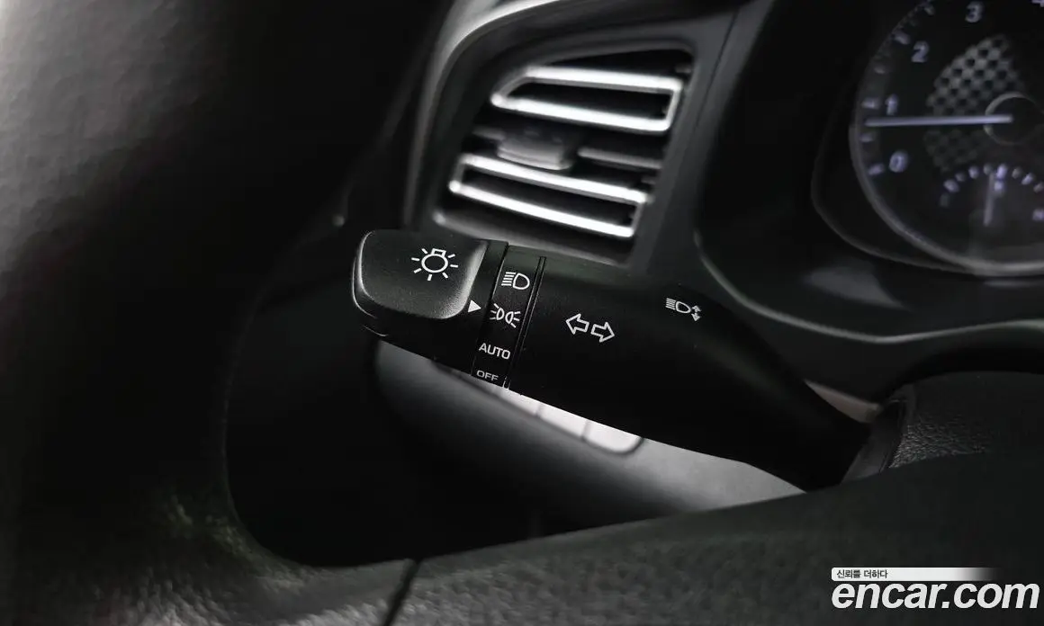 Hyundai Avante 2019 1.6 автомат (гидро), фото 24