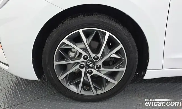 Hyundai Avante 2019 1.6 автомат (гидро), миниатюра 5