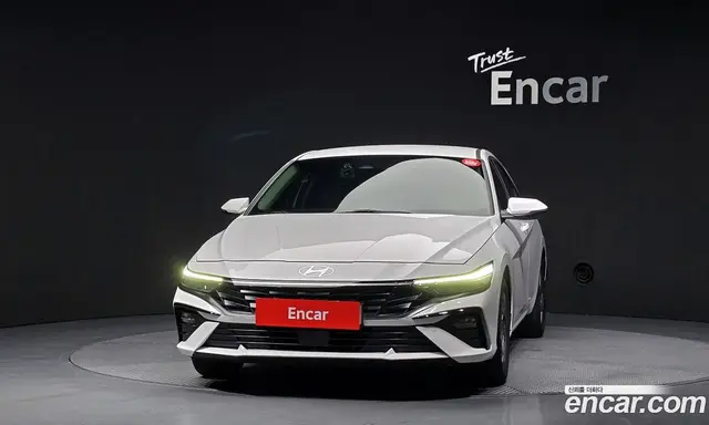 Hyundai Avante 2024 1.6 автомат (гидро), миниатюра 3 Hyundai Avante 2024 1.6 автомат (гидро), миниатюра 3