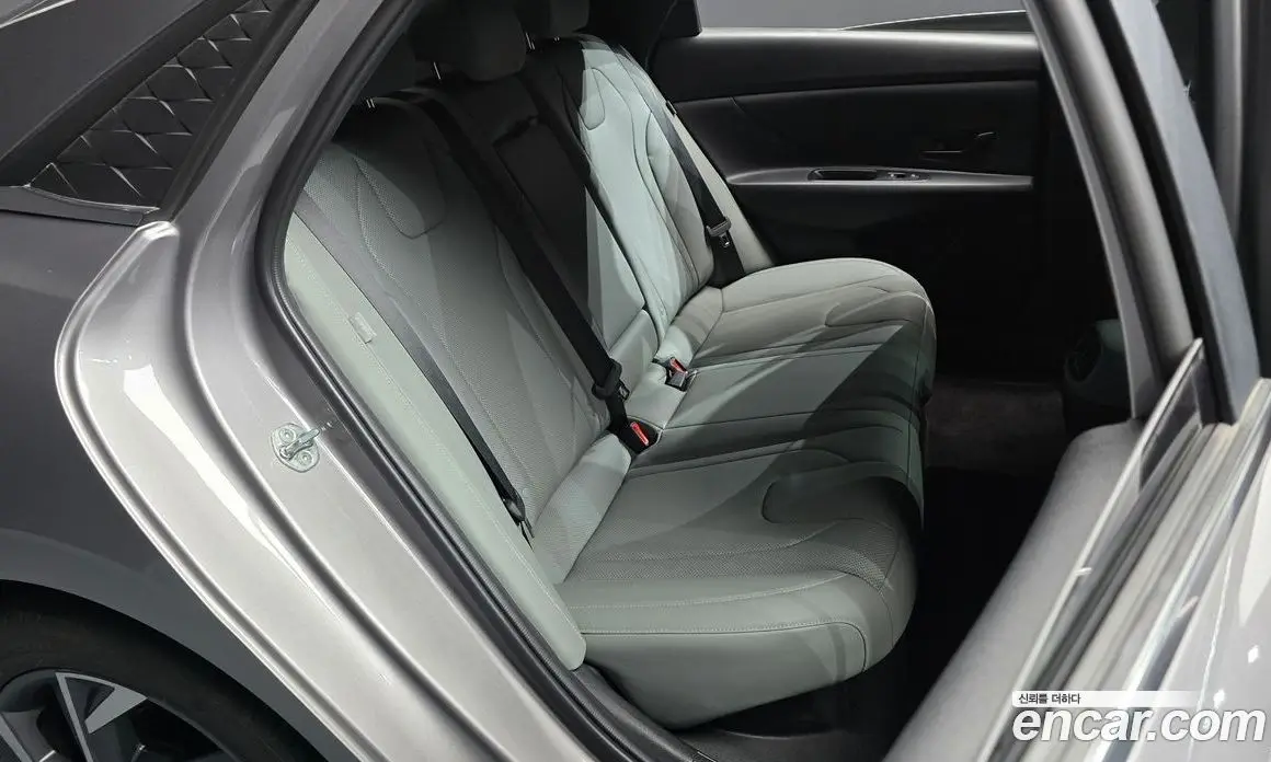 Hyundai Avante 2024 1.6 автомат (гидро), фото 11 Hyundai Avante 2024 1.6 автомат (гидро), фото 11