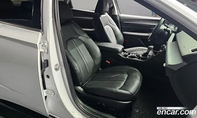 Hyundai Sonata 2024 2.0 автомат (гидро), миниатюра 12