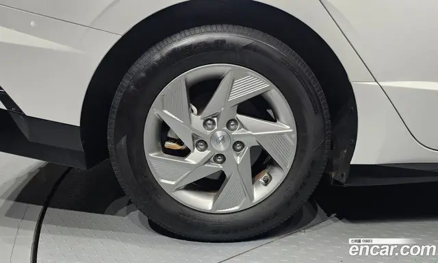 Hyundai Sonata 2024 2.0 автомат (гидро), миниатюра 5 Hyundai Sonata 2024 2.0 автомат (гидро), миниатюра 5