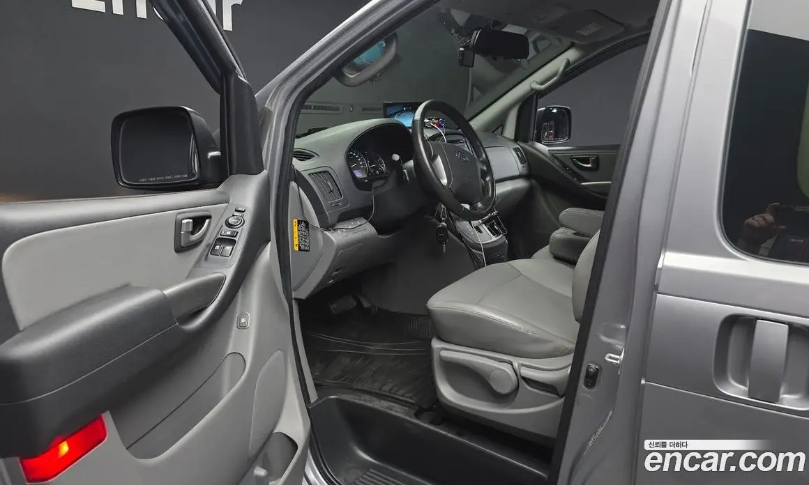 Hyundai Starex 2021 2.5 автомат (гидро), фото 13 Hyundai Starex 2021 2.5 автомат (гидро), фото 13