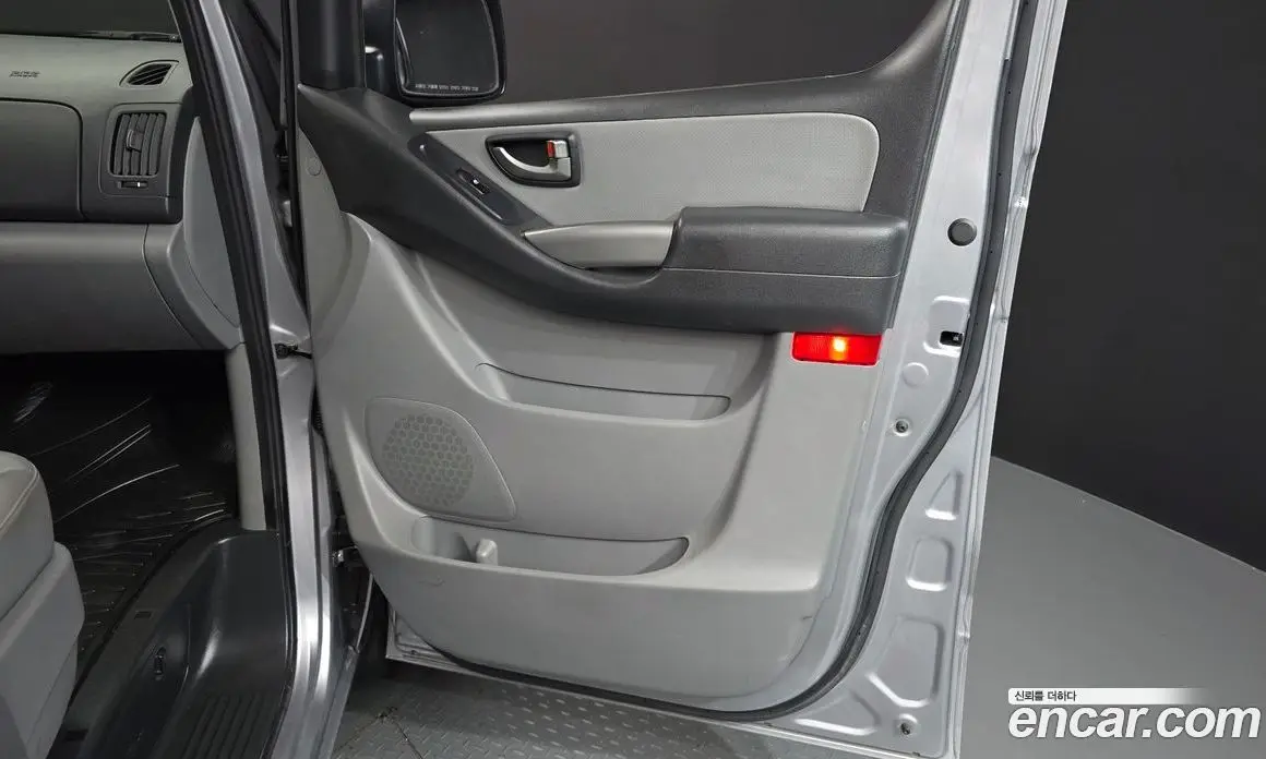 Hyundai Starex 2021 2.5 автомат (гидро), фото 14 Hyundai Starex 2021 2.5 автомат (гидро), фото 14