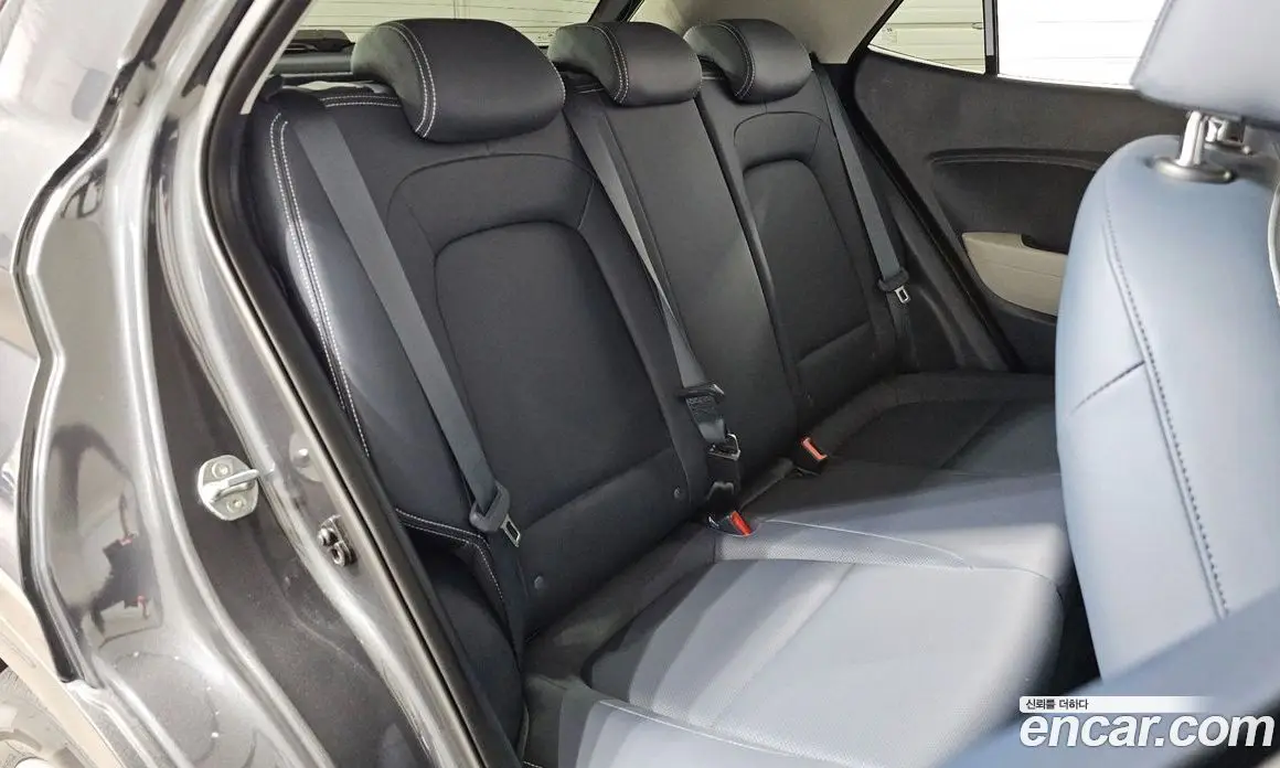 Hyundai Venue 2020 1.6 автомат (гидро), фото 12 Hyundai Venue 2020 1.6 автомат (гидро), фото 12