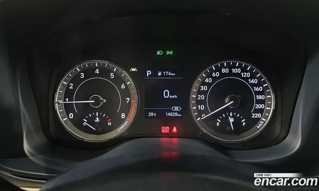 Hyundai Venue 2020 1.6 автомат (гидро), миниатюра 8 Hyundai Venue 2020 1.6 автомат (гидро), миниатюра 8
