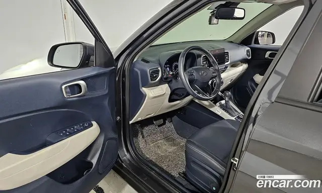Hyundai Venue 2020 1.6 автомат (гидро), миниатюра 10 Hyundai Venue 2020 1.6 автомат (гидро), миниатюра 10