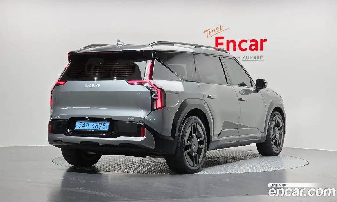 Kia EV9 2025 0.2 автомат (гидро), фото 1 Kia EV9 2025 0.2 автомат (гидро), фото 1