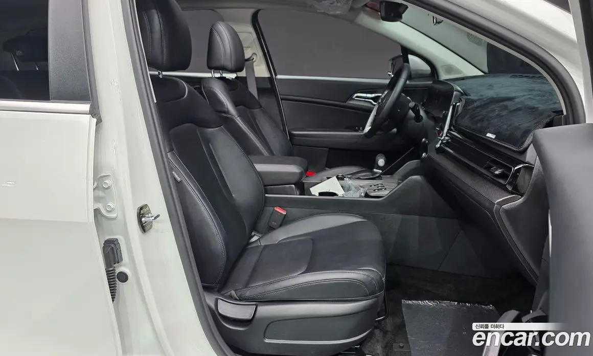 Kia Sportage 2024 2.0 автомат (гидро), фото 16 Kia Sportage 2024 2.0 автомат (гидро), фото 16