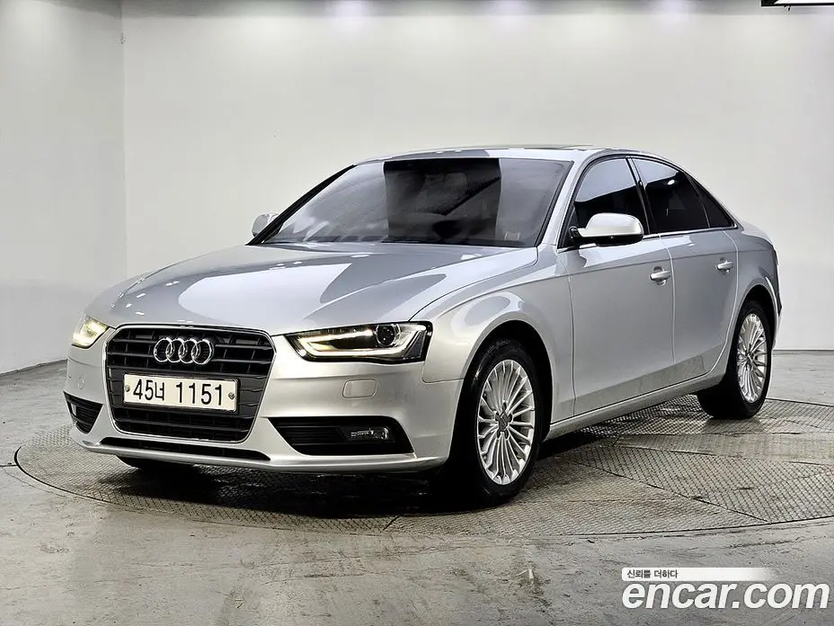 Audi A4 2014 2.0 автомат (гидро), фото 1 Audi A4 2014 2.0 автомат (гидро), фото 1