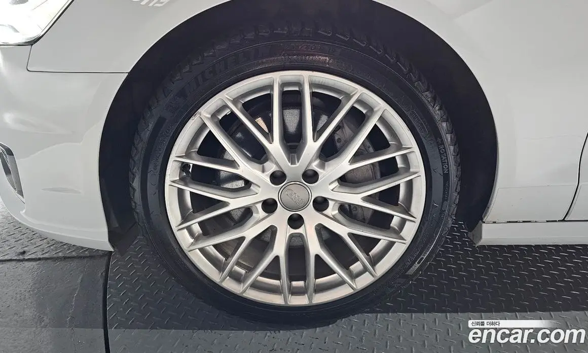 Audi A6 2016 3.0 автомат (гидро), фото 5 Audi A6 2016 3.0 автомат (гидро), фото 5