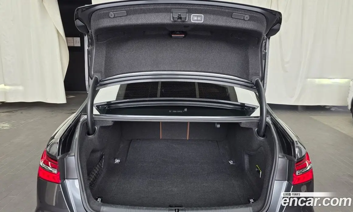 Audi A6 2021 2.0 автомат (гидро), фото 26 Audi A6 2021 2.0 автомат (гидро), фото 26