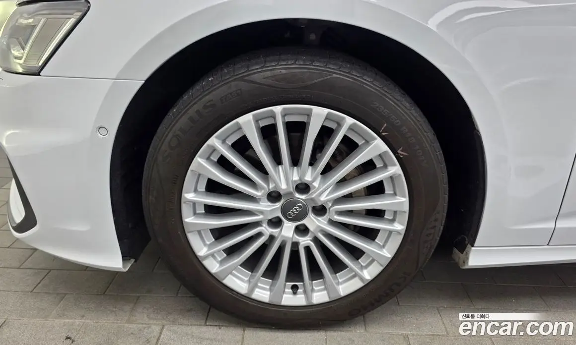 Audi A6 2021 2.0 автомат (гидро), фото 5 Audi A6 2021 2.0 автомат (гидро), фото 5
