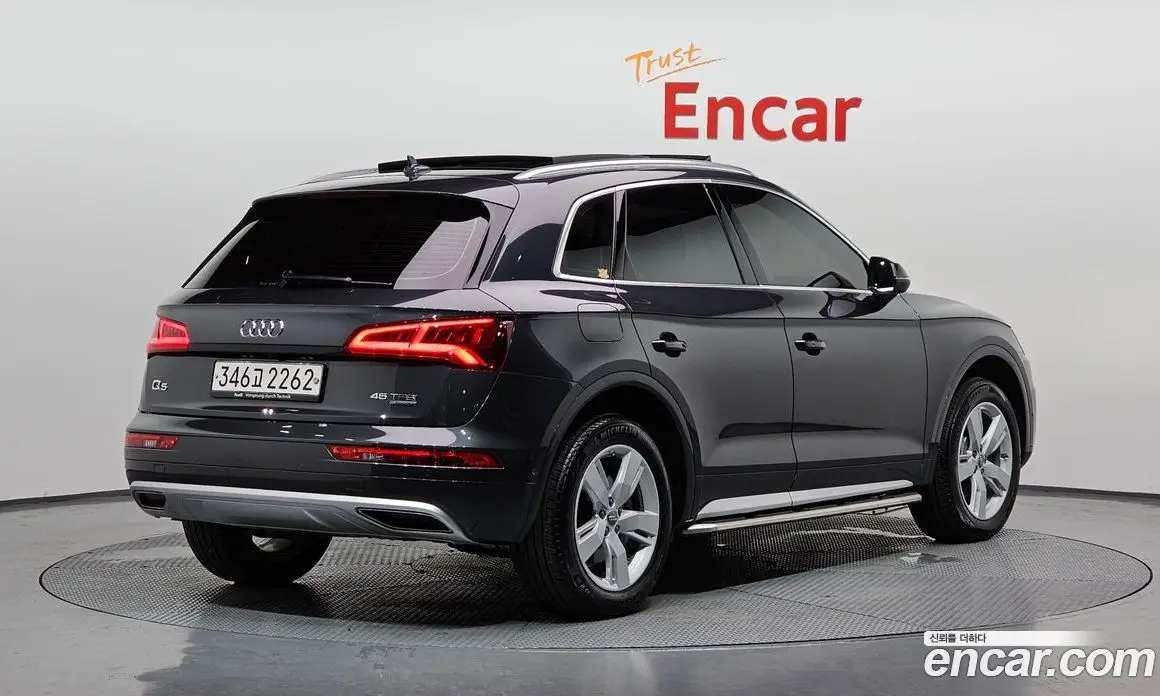 Audi Q5 2020 2.0 автомат (гидро), фото 2 Audi Q5 2020 2.0 автомат (гидро), фото 2