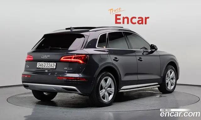 Audi Q5 2020 2.0 автомат (гидро), миниатюра 2 Audi Q5 2020 2.0 автомат (гидро), миниатюра 2