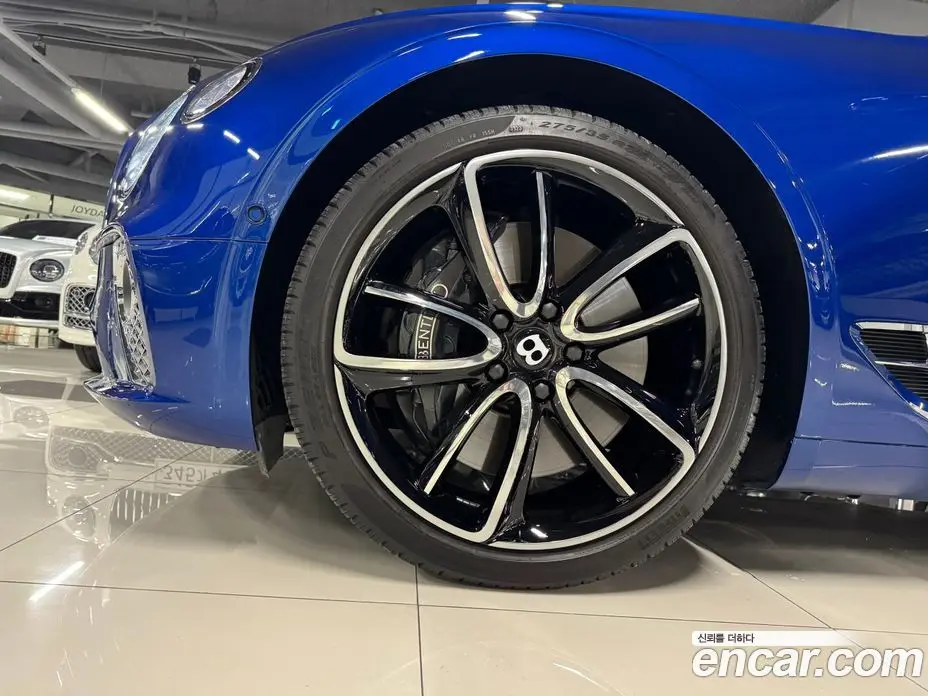 Bentley Continental 2022 4.0 автомат (гидро), фото 15 Bentley Continental 2022 4.0 автомат (гидро), фото 15
