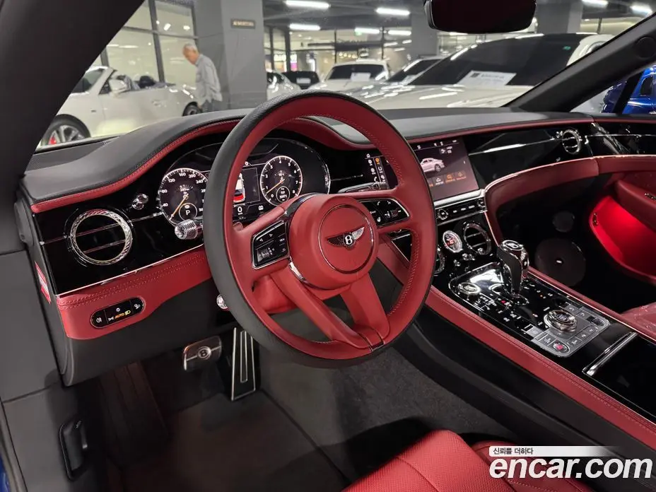 Bentley Continental 2022 4.0 автомат (гидро), фото 4 Bentley Continental 2022 4.0 автомат (гидро), фото 4