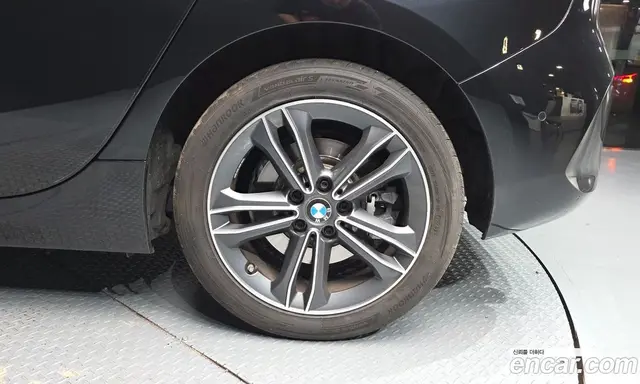 BMW 1 серия 2021 2.0 автомат (гидро), миниатюра 6