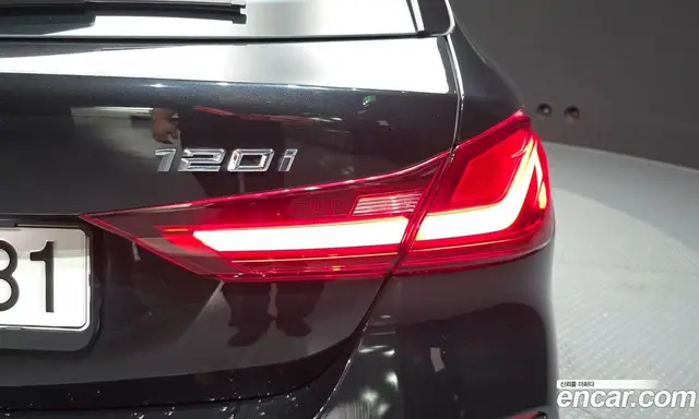 BMW 1 серия 2021 2.0 автомат (гидро), миниатюра 8