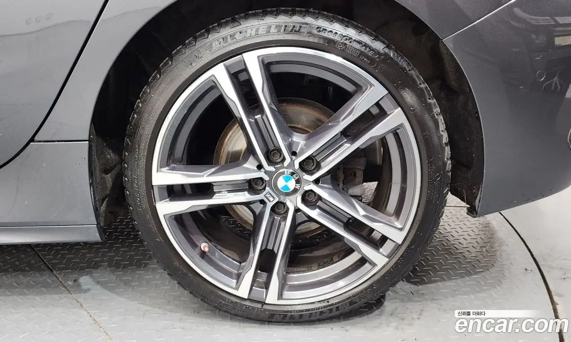 BMW 1 серия 2021 2.0 автомат (гидро), фото 7 BMW 1 серия 2021 2.0 автомат (гидро), фото 7