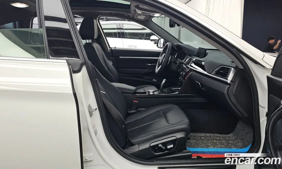 BMW 3 серия 2019 2.0 автомат (гидро), фото 17 BMW 3 серия 2019 2.0 автомат (гидро), фото 17