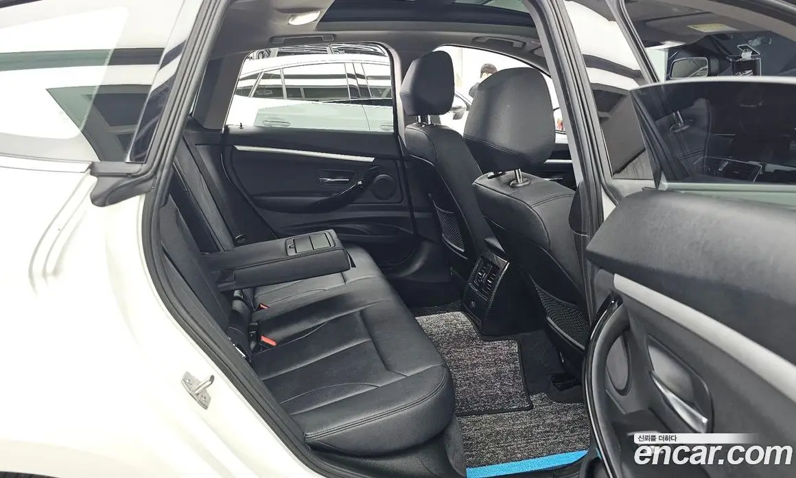 BMW 3 серия 2019 2.0 автомат (гидро), фото 18 BMW 3 серия 2019 2.0 автомат (гидро), фото 18
