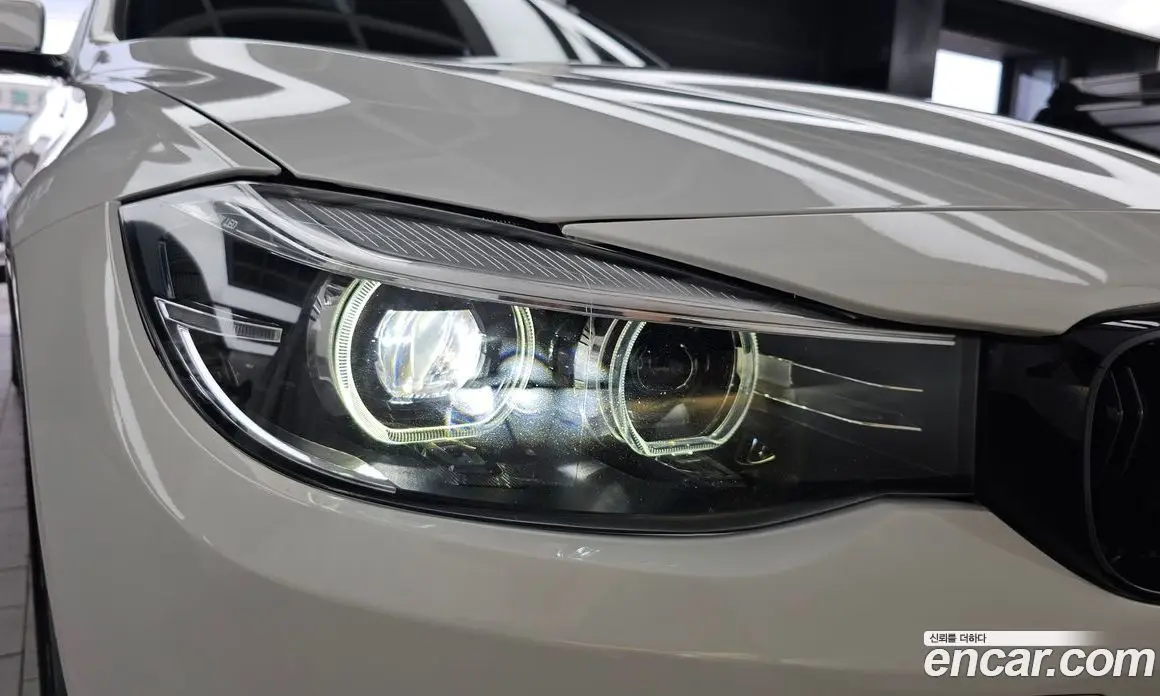 BMW 3 серия 2019 2.0 автомат (гидро), фото 8 BMW 3 серия 2019 2.0 автомат (гидро), фото 8