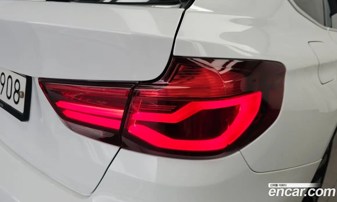 BMW 3 серия 2019 2.0 автомат (гидро), фото 9 BMW 3 серия 2019 2.0 автомат (гидро), фото 9