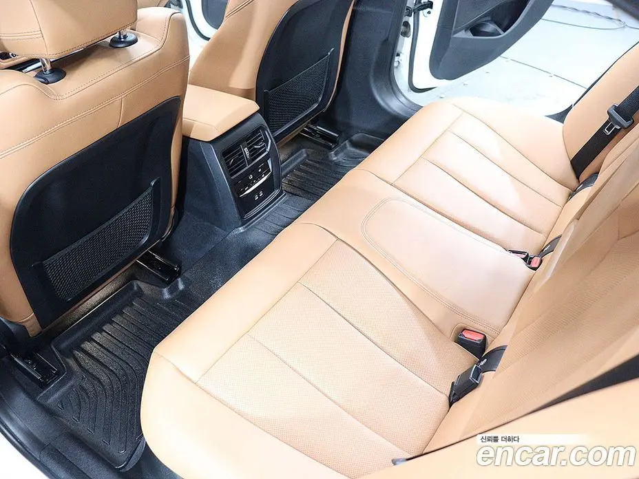 BMW 3 серия 2023 2.0 автомат (гидро), фото 16