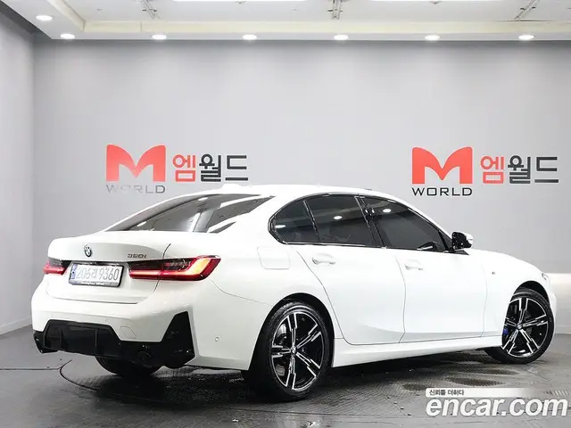BMW 3 серия 2023 2.0 автомат (гидро), миниатюра 3