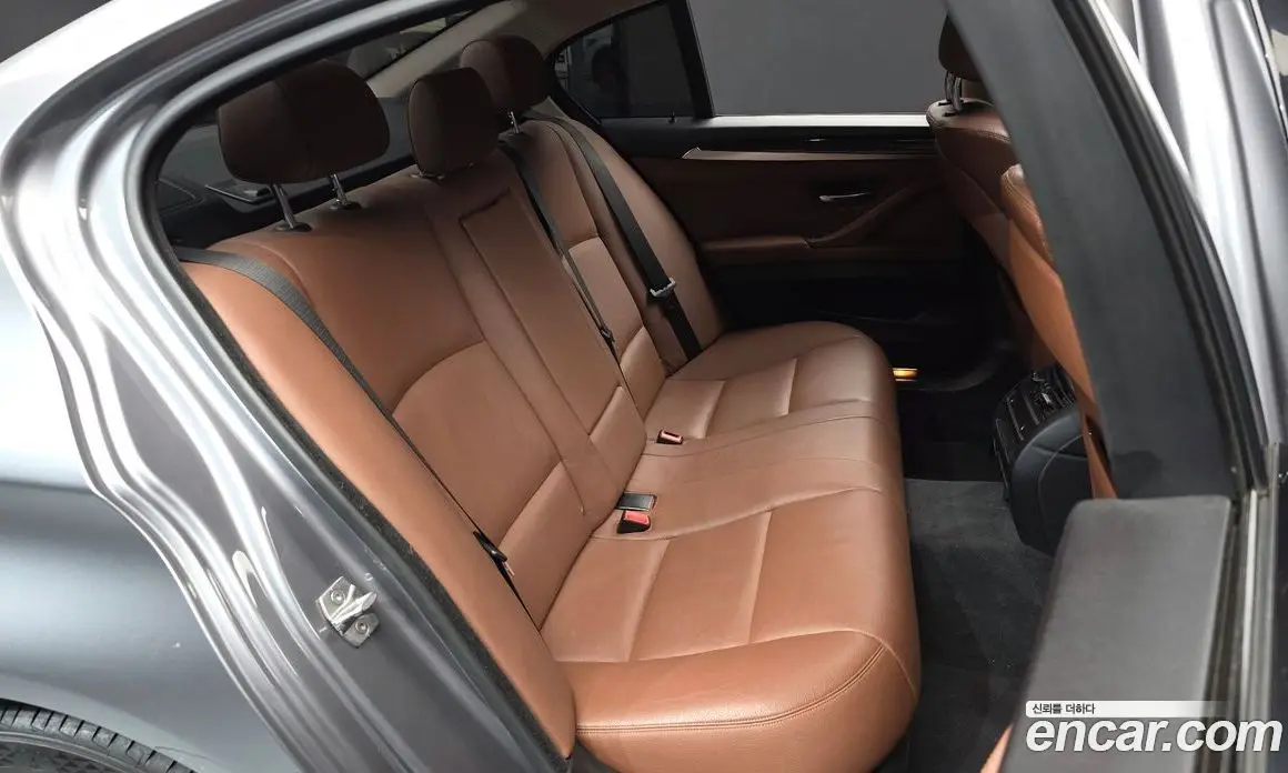 BMW 5 серия 2016 2.0 автомат (гидро), фото 12 BMW 5 серия 2016 2.0 автомат (гидро), фото 12