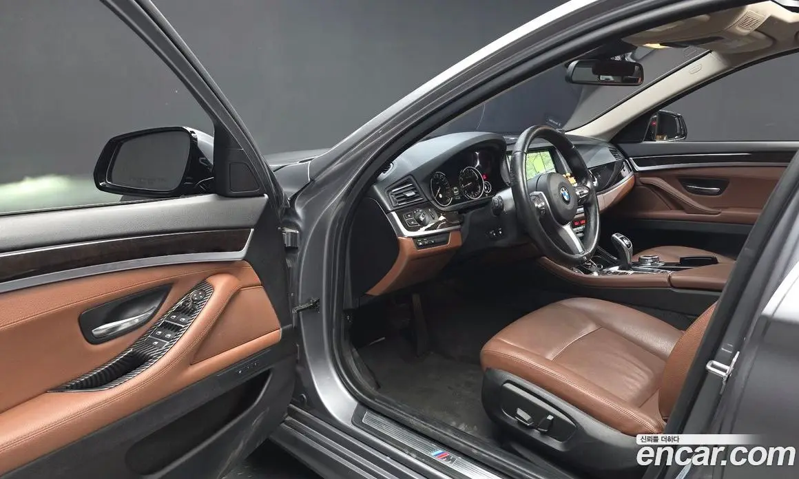 BMW 5 серия 2016 2.0 автомат (гидро), фото 10 BMW 5 серия 2016 2.0 автомат (гидро), фото 10