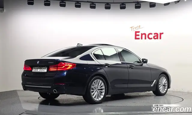 BMW 5 серия 2019 2.0 автомат (гидро), миниатюра 2 BMW 5 серия 2019 2.0 автомат (гидро), миниатюра 2