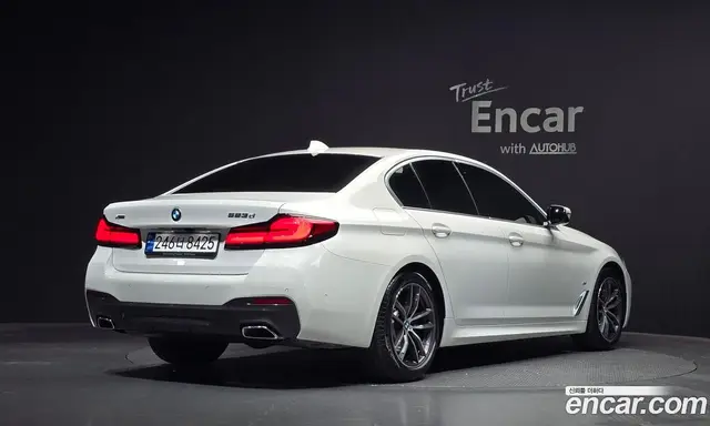 BMW 5 серия 2022 2.0 автомат (гидро), миниатюра 1 BMW 5 серия 2022 2.0 автомат (гидро), миниатюра 1