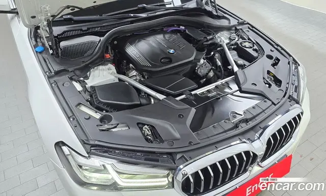 BMW 5 серия 2022 2.0 автомат (гидро), миниатюра 5 BMW 5 серия 2022 2.0 автомат (гидро), миниатюра 5