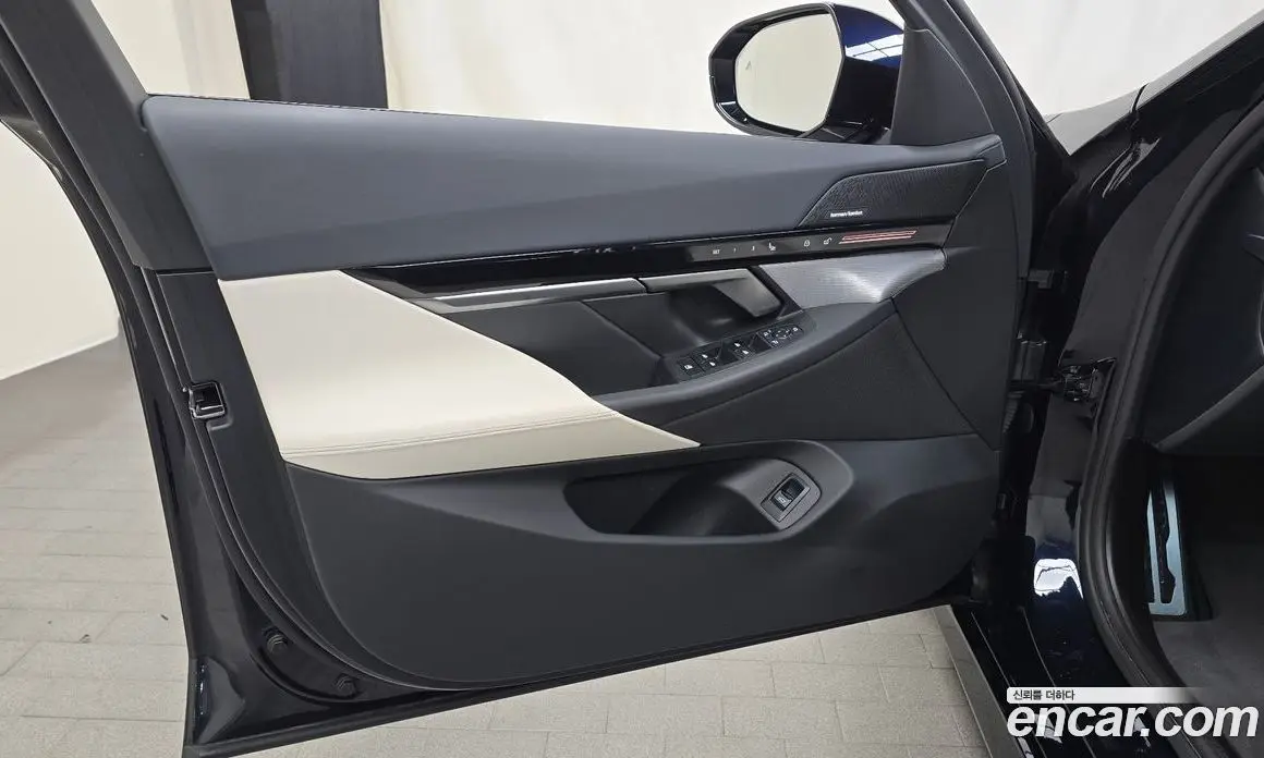 BMW 5 серия 2024 2.0 автомат (гидро), фото 13 BMW 5 серия 2024 2.0 автомат (гидро), фото 13