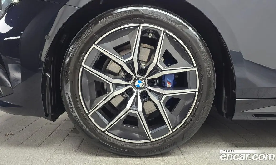 BMW 5 серия 2024 2.0 автомат (гидро), фото 4 BMW 5 серия 2024 2.0 автомат (гидро), фото 4