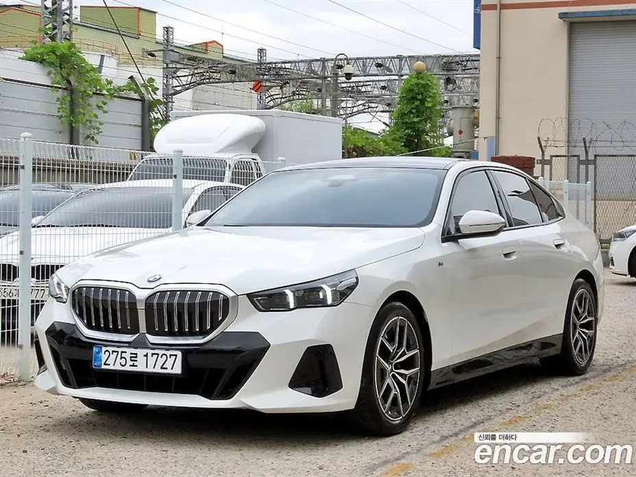 BMW 5 серия 2025 2.0 автомат (гидро), фото 2 BMW 5 серия 2025 2.0 автомат (гидро), фото 2