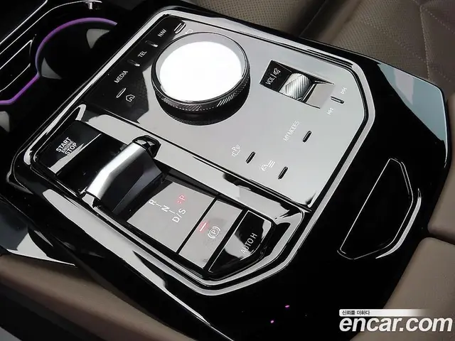 BMW 5 серия 2025 2.0 автомат (гидро), миниатюра 11 BMW 5 серия 2025 2.0 автомат (гидро), миниатюра 11