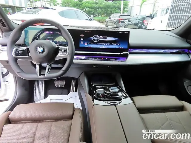 BMW 5 серия 2025 2.0 автомат (гидро), миниатюра 7 BMW 5 серия 2025 2.0 автомат (гидро), миниатюра 7