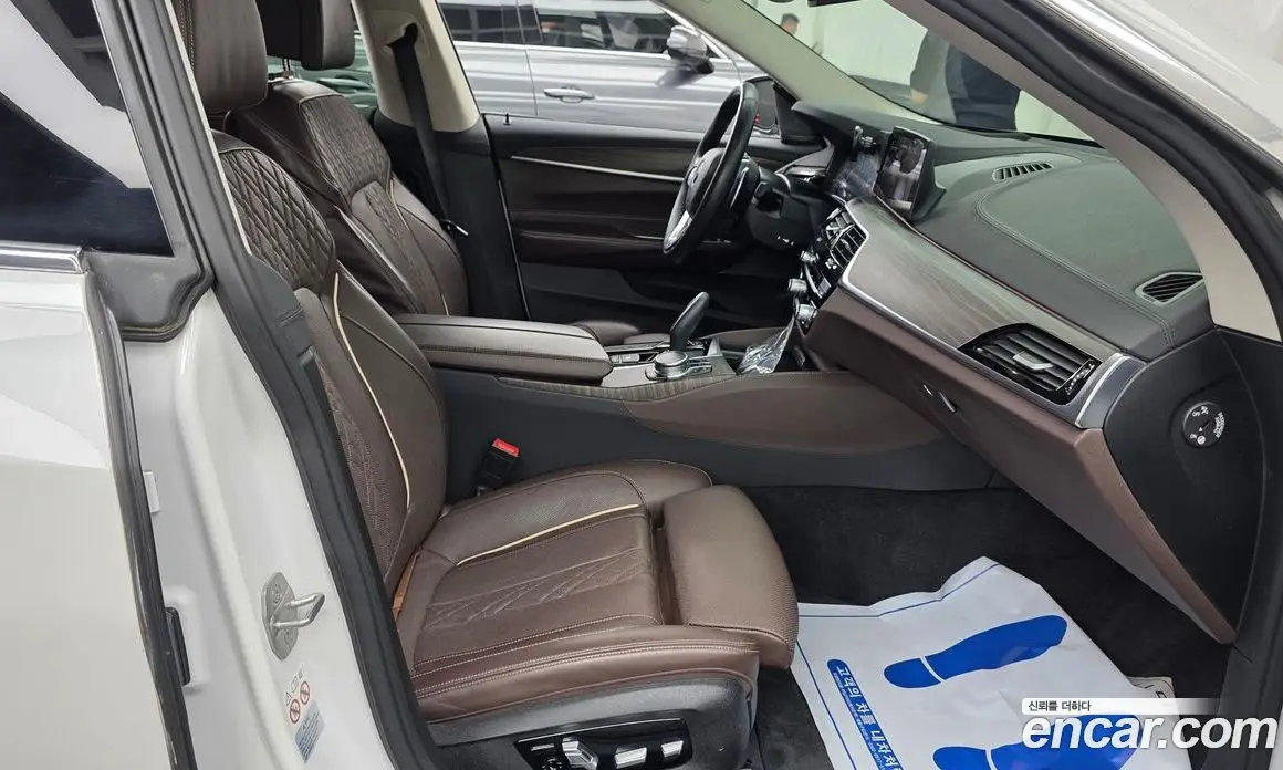 BMW 6 серия 2019 3.0 автомат (гидро), фото 16 BMW 6 серия 2019 3.0 автомат (гидро), фото 16