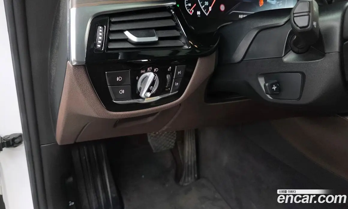 BMW 6 серия 2019 3.0 автомат (гидро), фото 26 BMW 6 серия 2019 3.0 автомат (гидро), фото 26